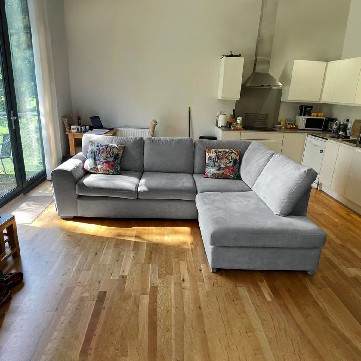 DYLAN 4 SEATER KENSINGTON SOFA HIGH-BACK